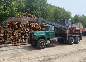 2001 Prentice 280 Log Loader